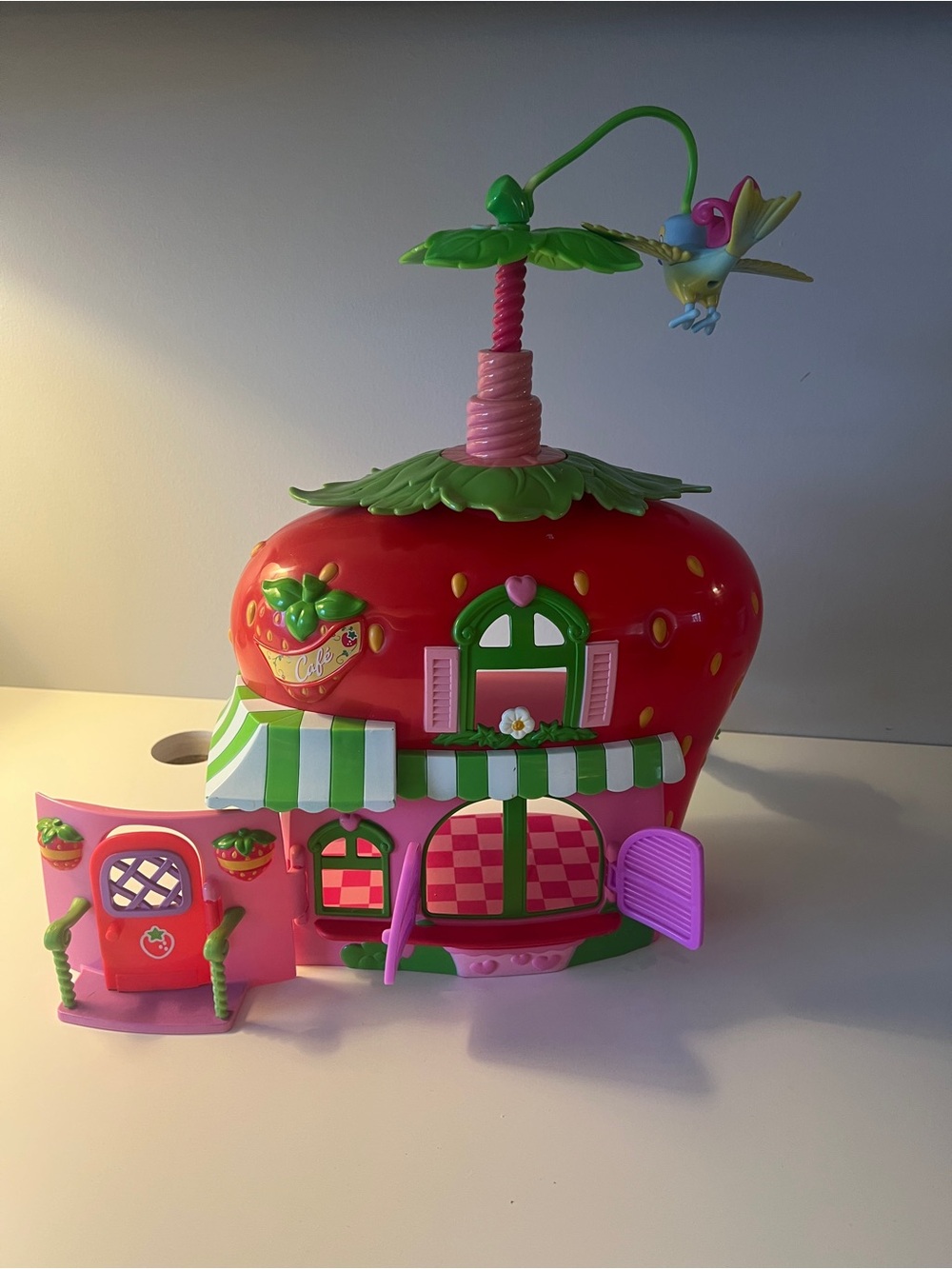 Strawberry Shortcake Berry Café